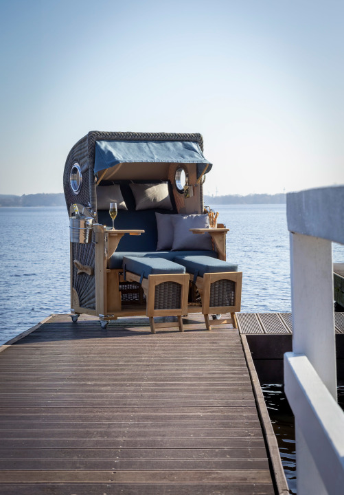 Strandkorb Rantum Grande Bullauge Teak PE Grey Dessin 593 Grau